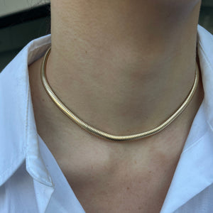 SOLD Vintage Drop 03 — Vintage 14k Wide Snake Chain Collar