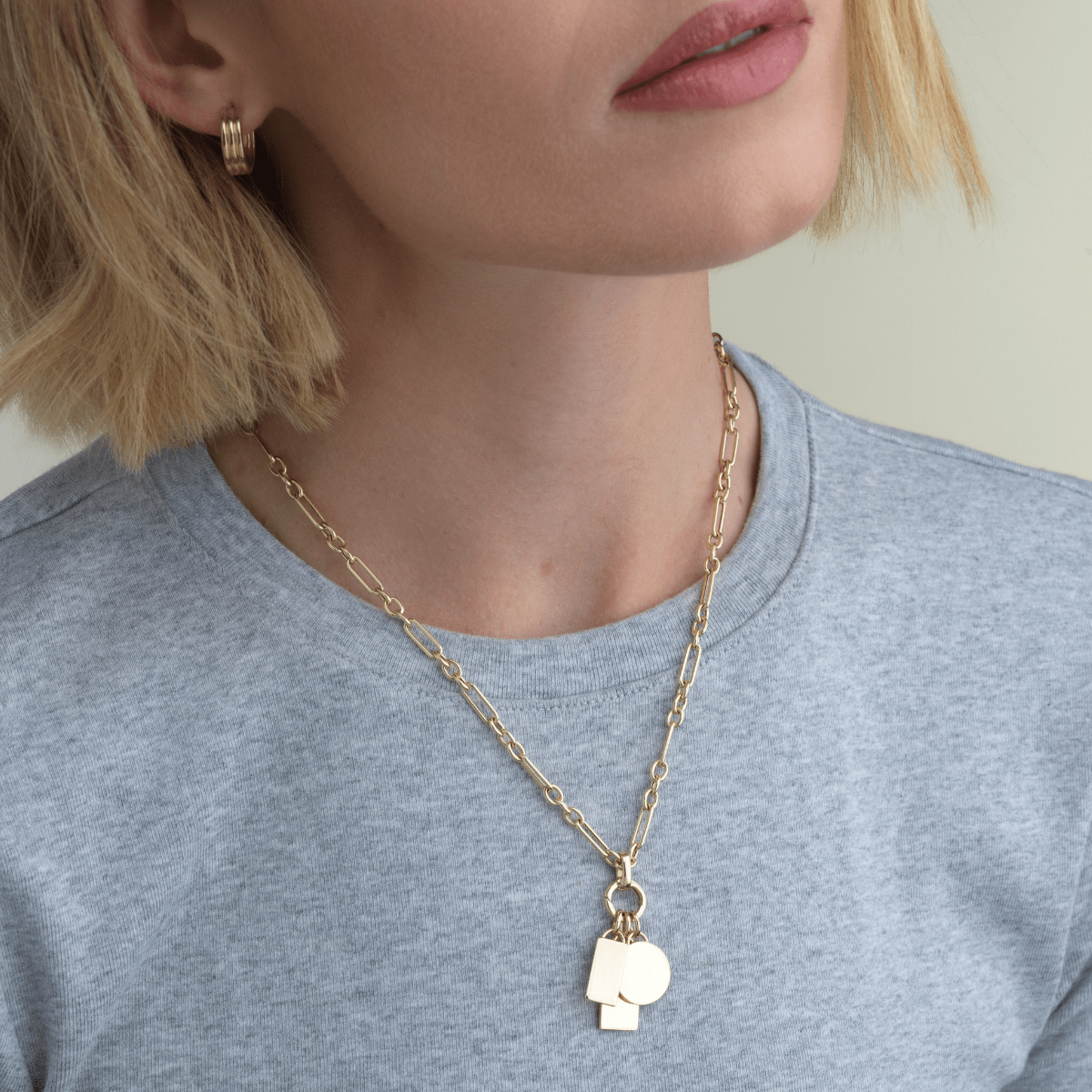 14k solid gold Trombone Chain in an elongated link