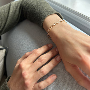 SOLD Vintage Oval Link Bracelet