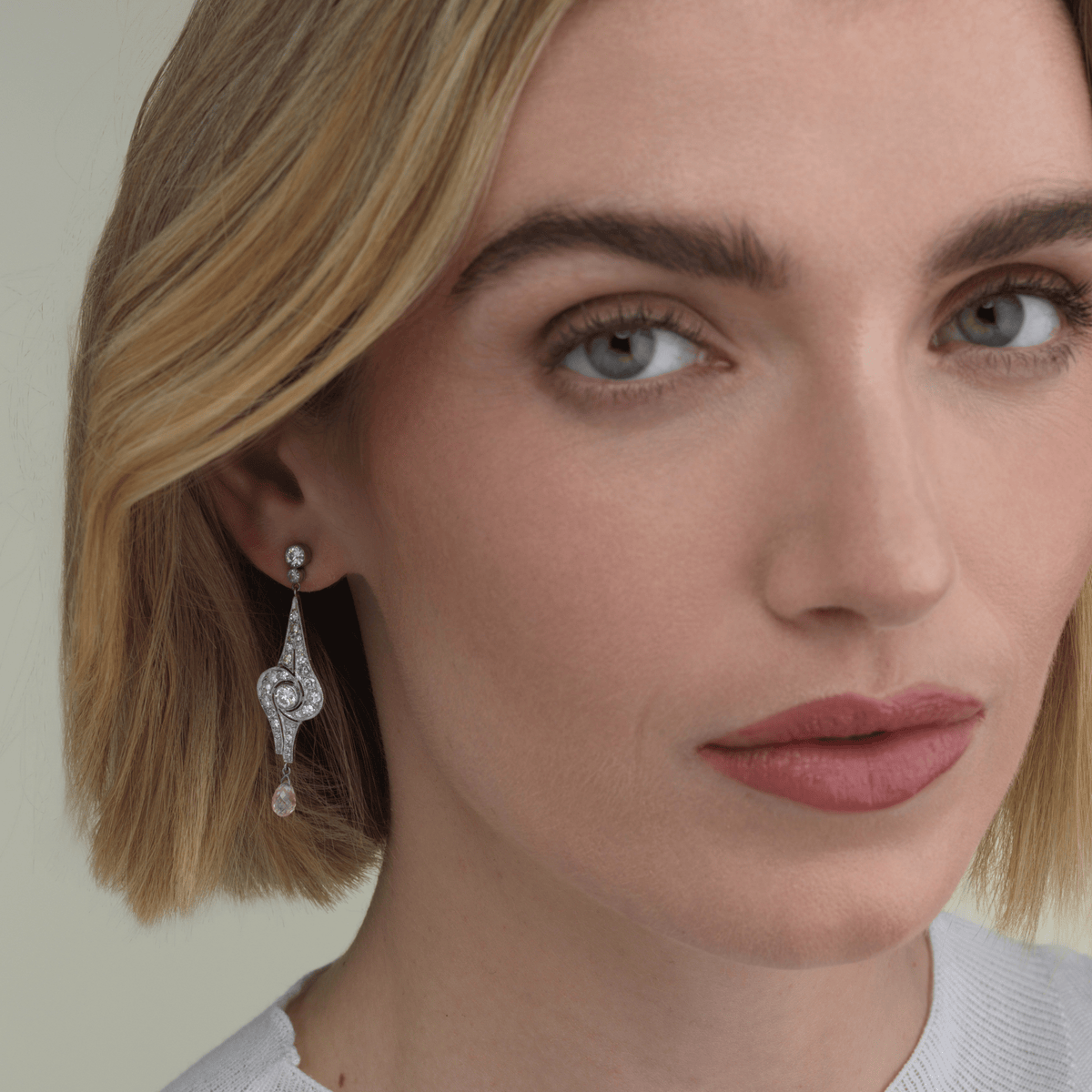 Vintage Drop Earrings with Pink Sapphires