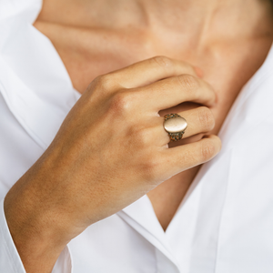 SOLD Vintage 10K Oval Signet Ring