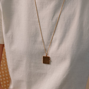 Unqiue Vintage Ribbed Back Rectangular Locket