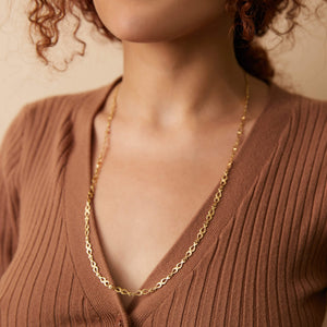 Vintage 18k Pineapple Looking Handmade Chain by Fewer Finer