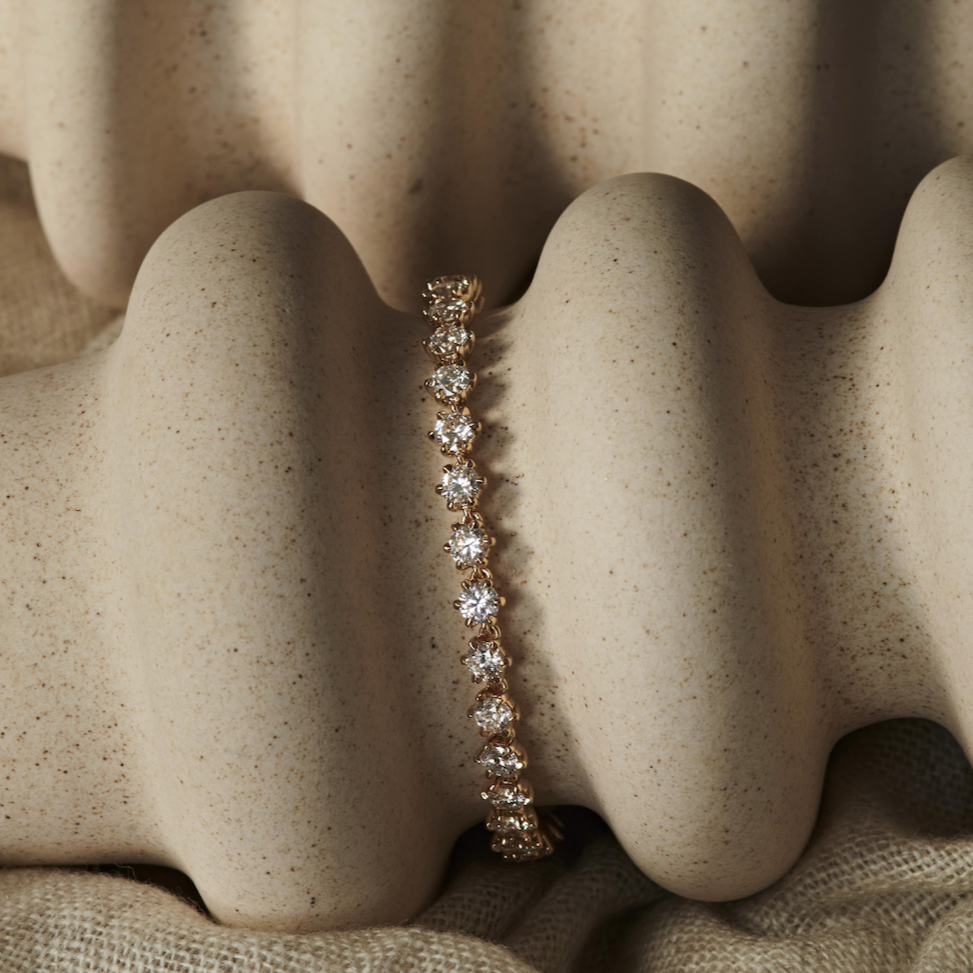 14k solid gold Badminton Bracelet with birdie-shaped diamond links