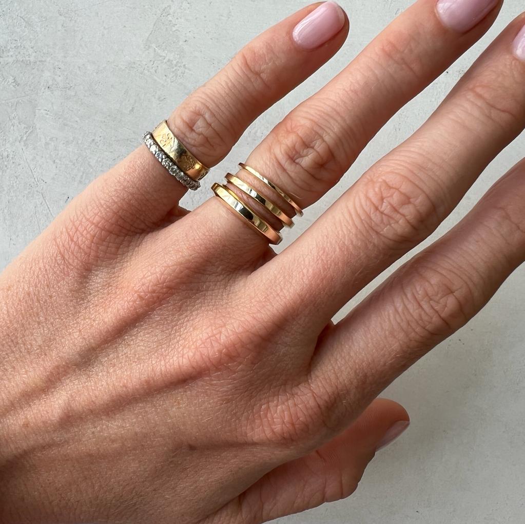14k solid gold personalized Signature Band ring with custom hand engraving, in 2.5mm