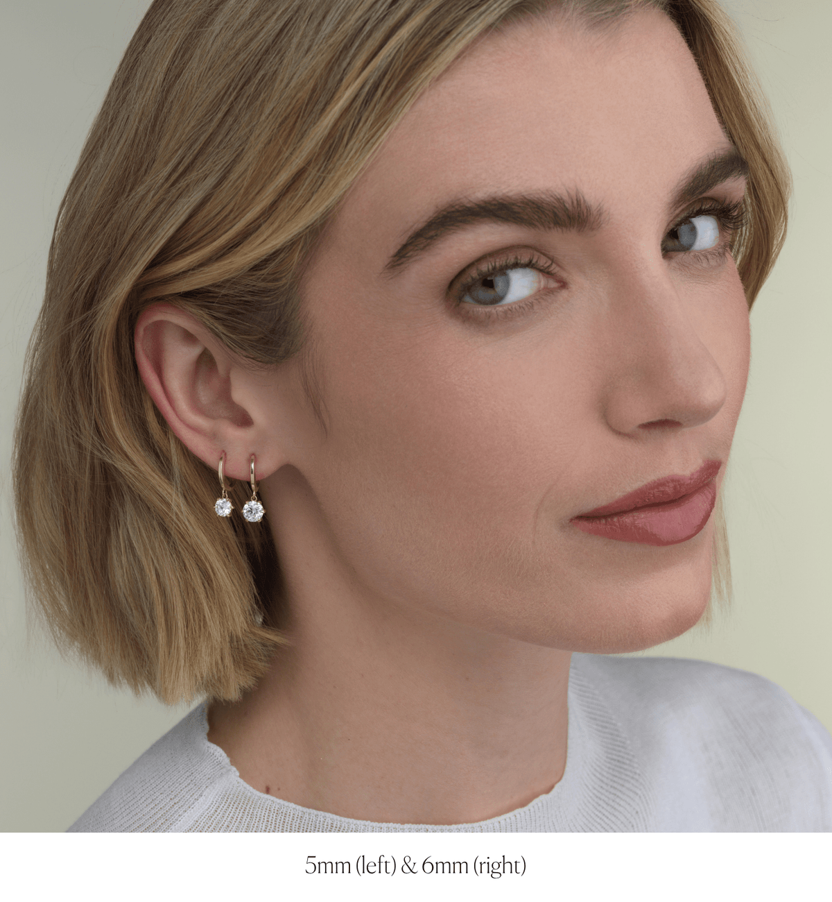 Diamond Daisy Huggies