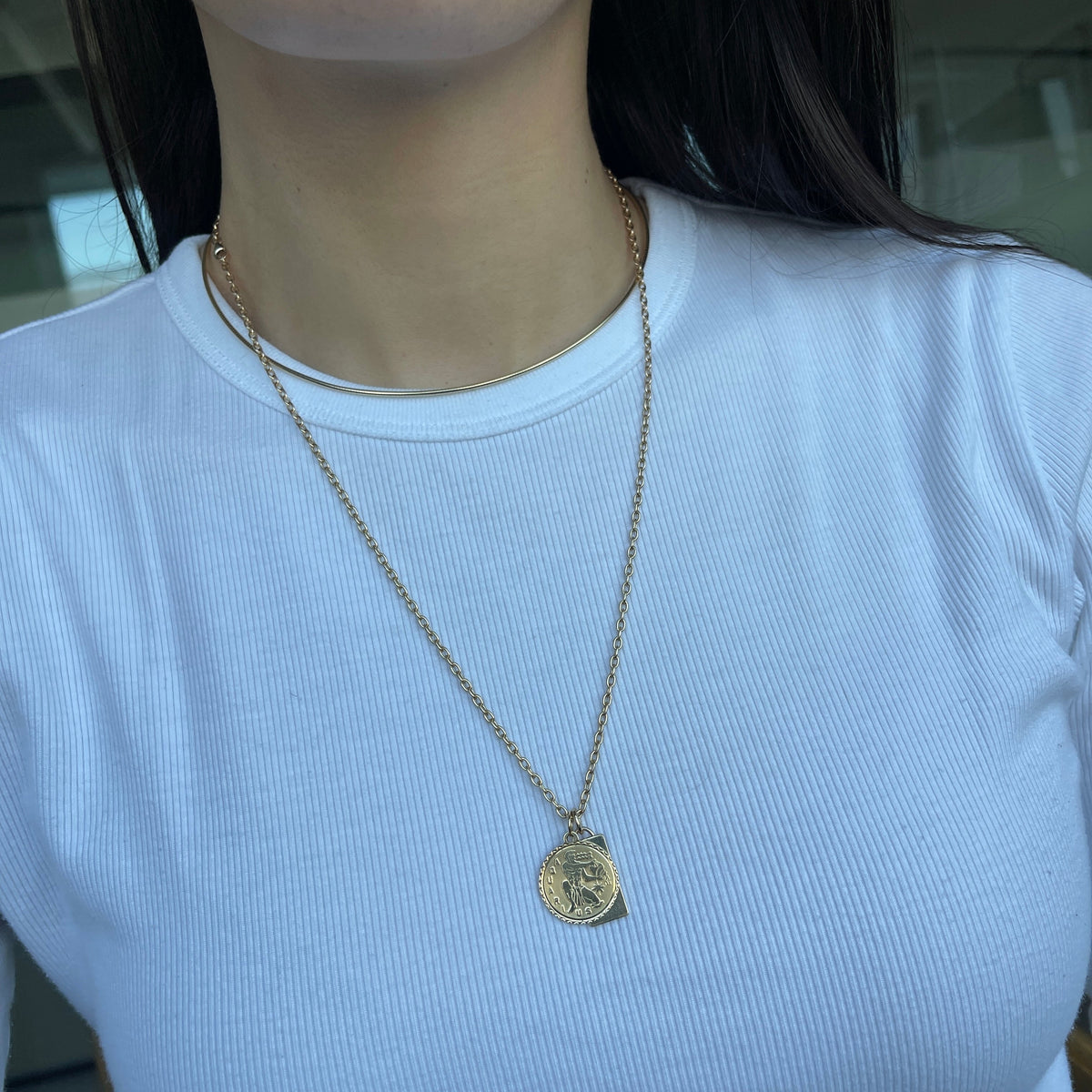 SOLD Vintage Drop 02 — Vintage Aquarius Charm