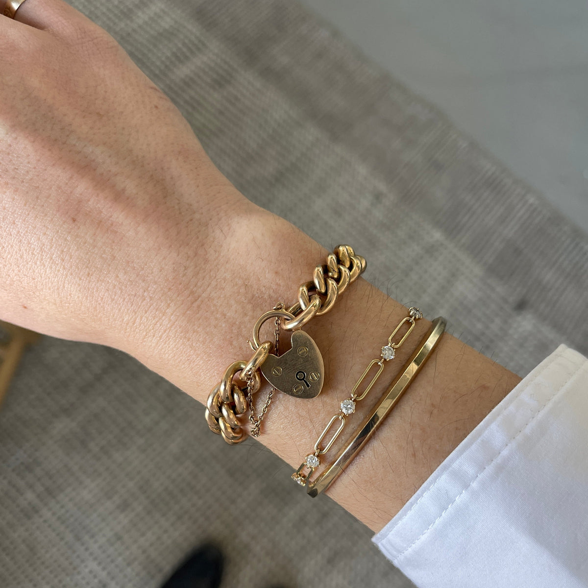 Vintage 15k Curb Link Heart Clasp Bracelet w/ Safety Chain