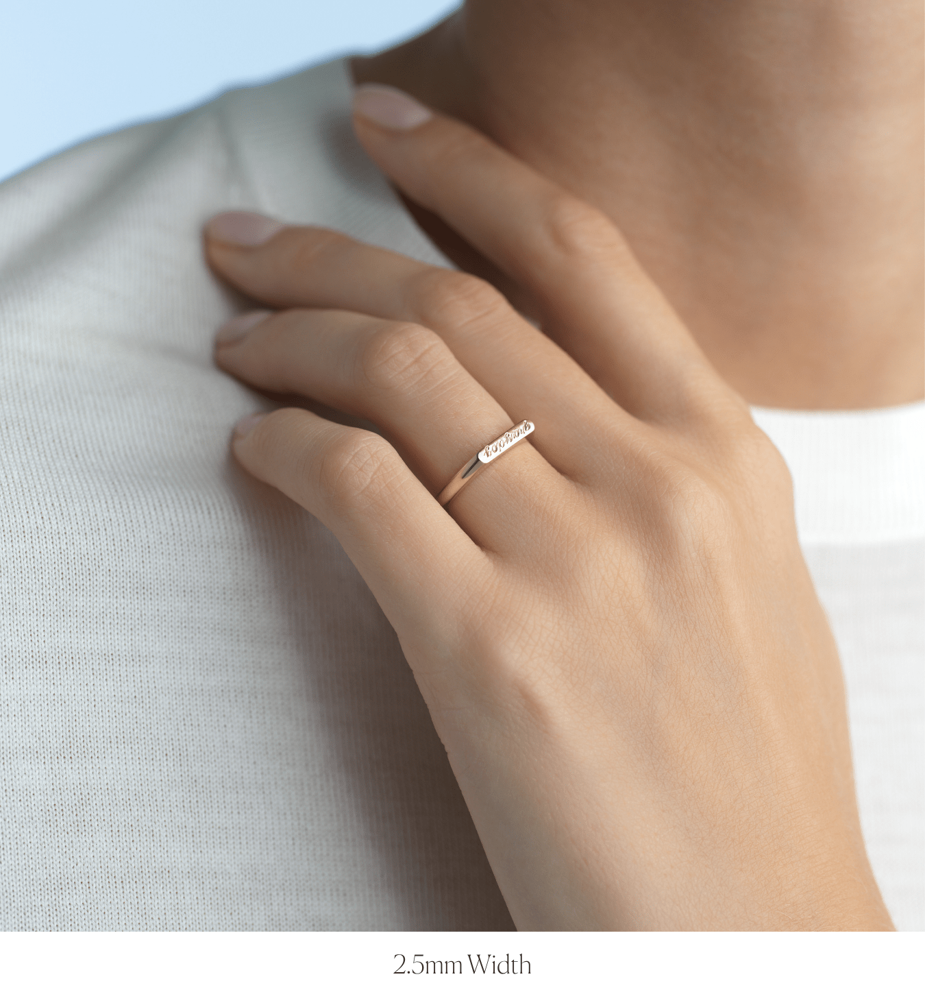 Custom engravable gold signet ring 