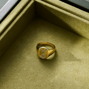 14k solid gold engraved signet ring