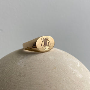 Hand engraved 14k solid gold oval signet ring