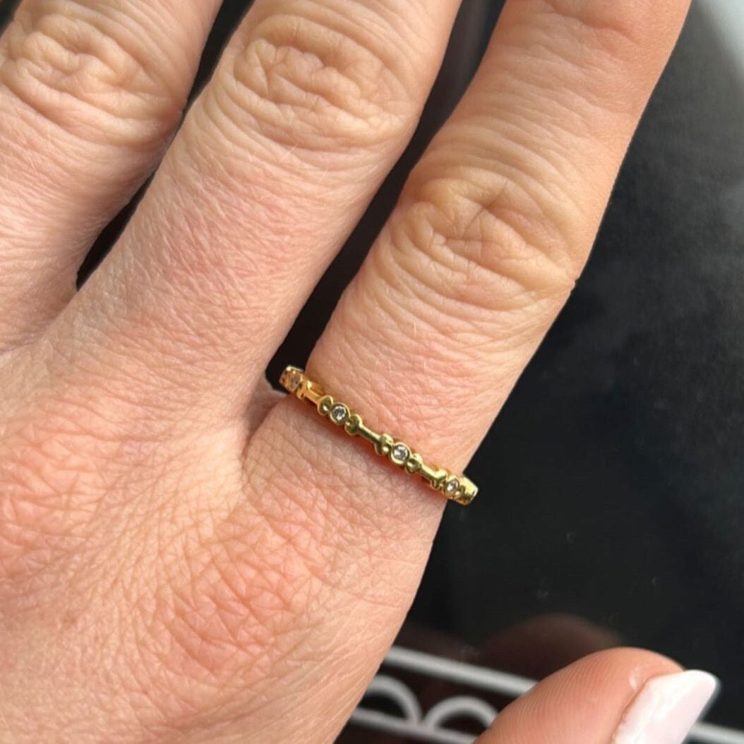 vintage 18k gold diamond ring