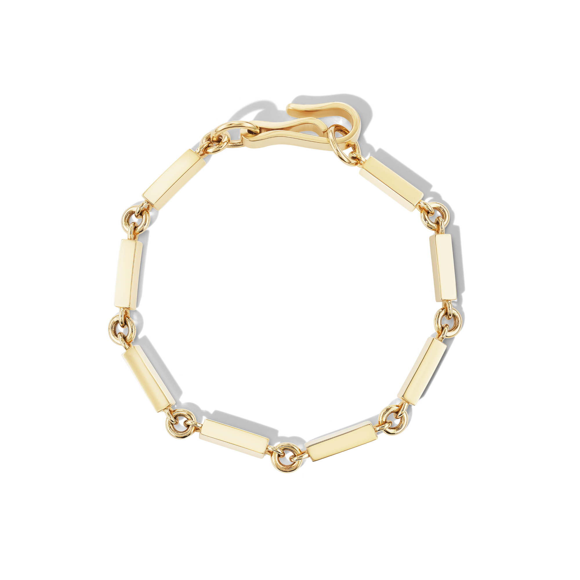 gold link chain bracelet