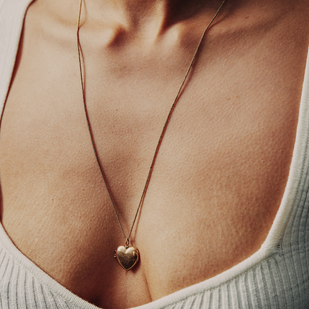 Vintage Large Engravable Heart Locket for Women