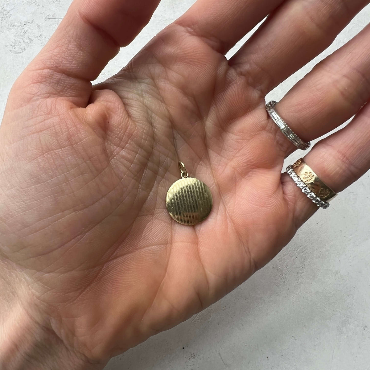 14k yellow gold Vintage Textured Circle Charm