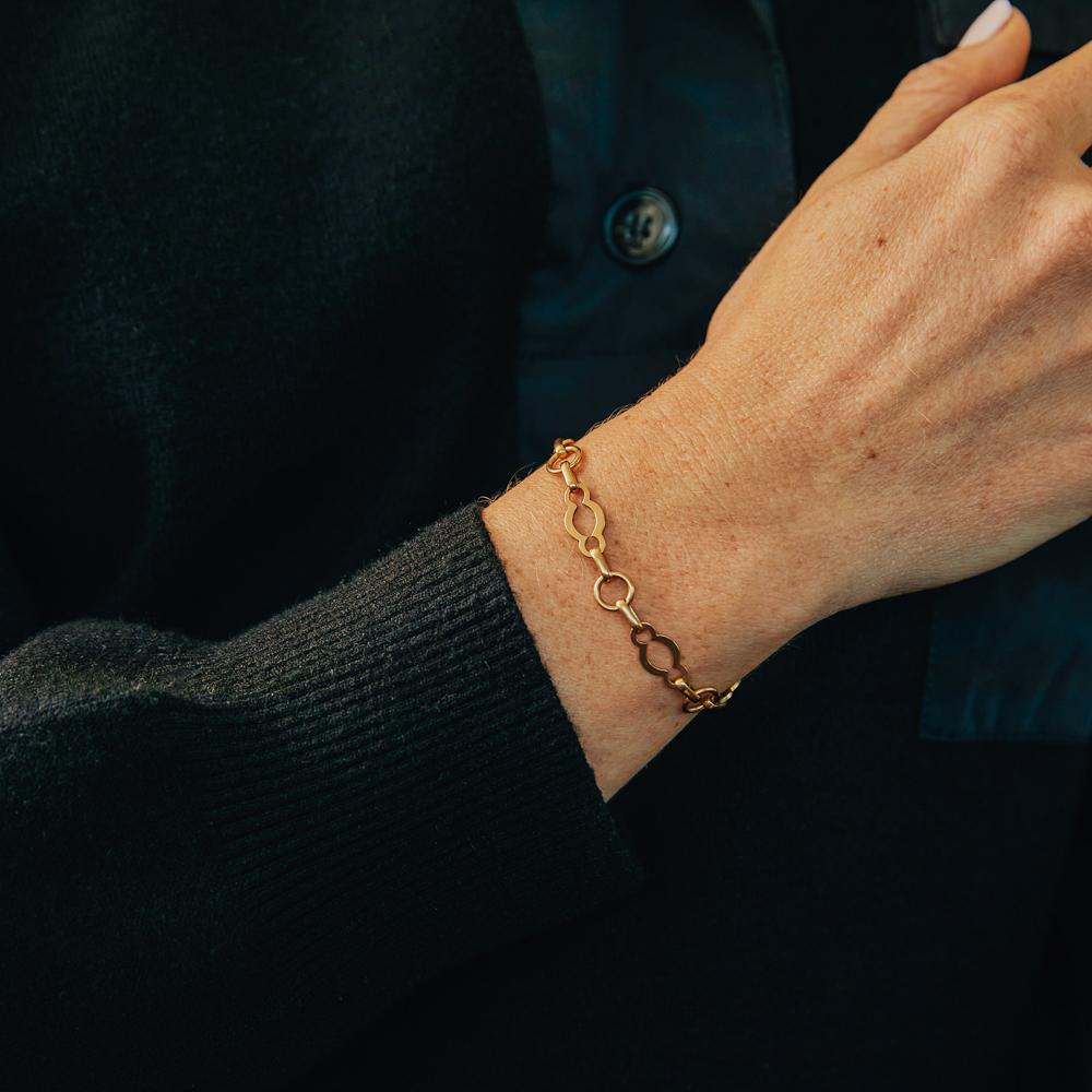 Vintage Tri-Shaped 18K Bracelet for Women by Fewer Finer