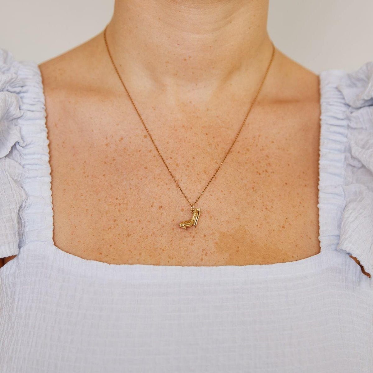 Vintage Pelican Beach Coastal Bird Charm for Women