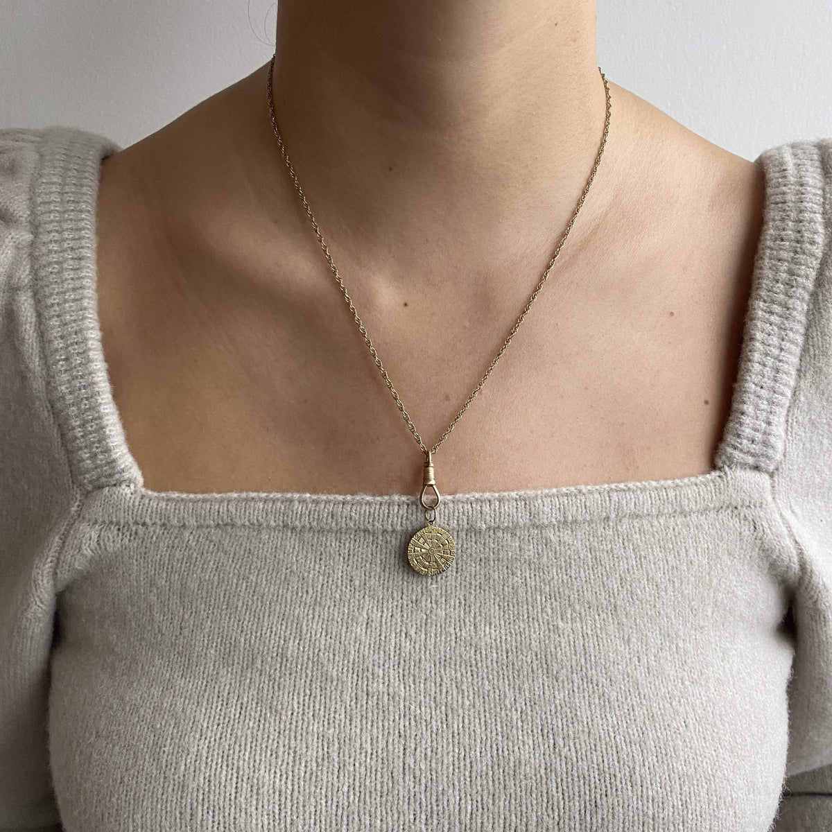14k Gold Vintage Dartboard Charm