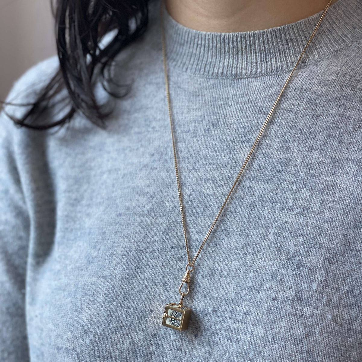 14k Gold Vintage Dollar Box Charm