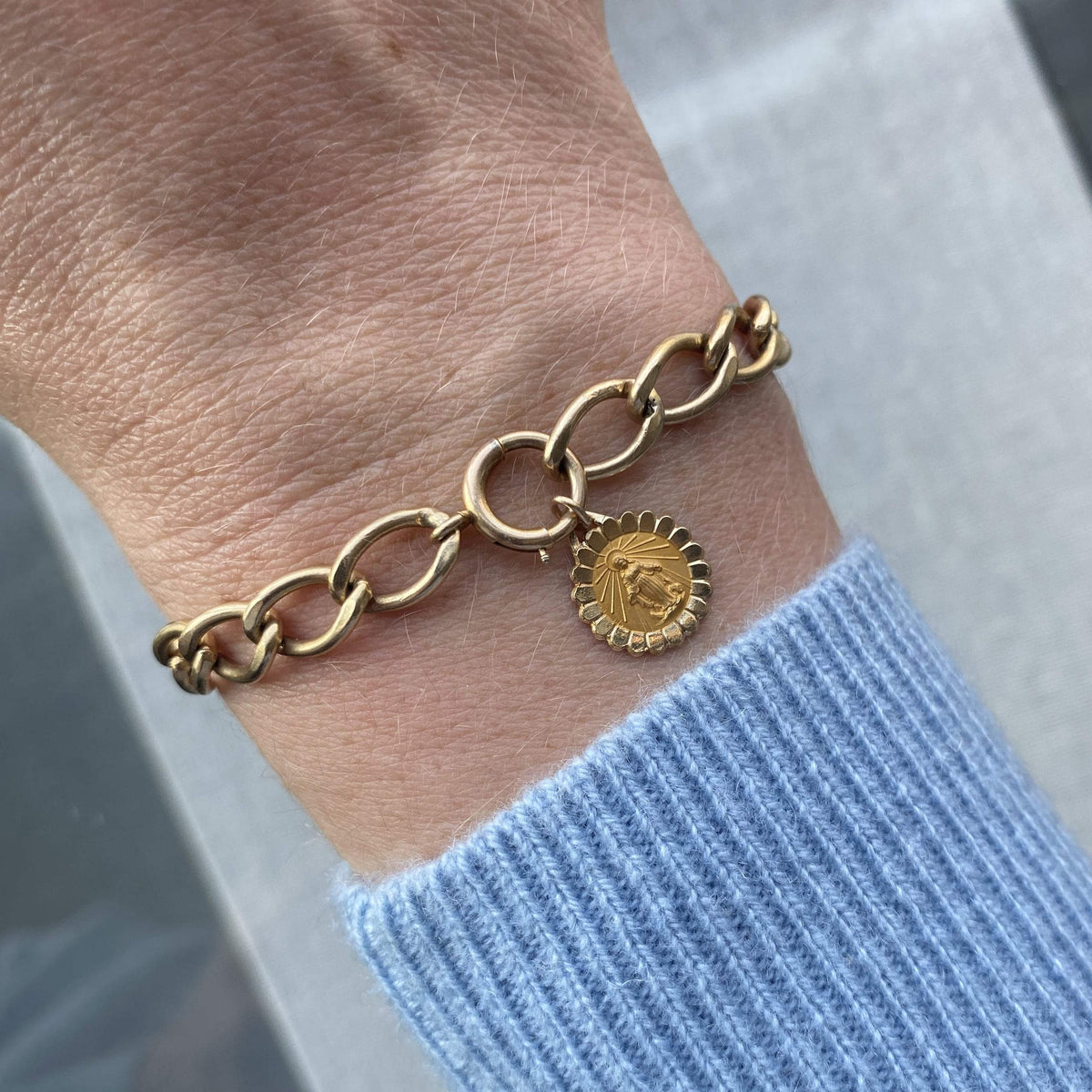Vintage Scalloped Mary Charm Bracelet