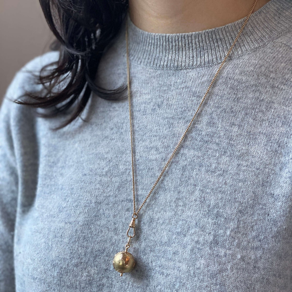 14k Gold Vintage Spinning Globe Charm
