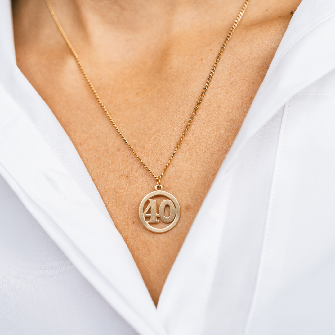 40 gold charm 